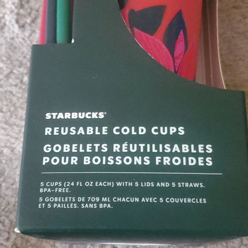 Starbucks duo boxed cold cups and new cup 2022